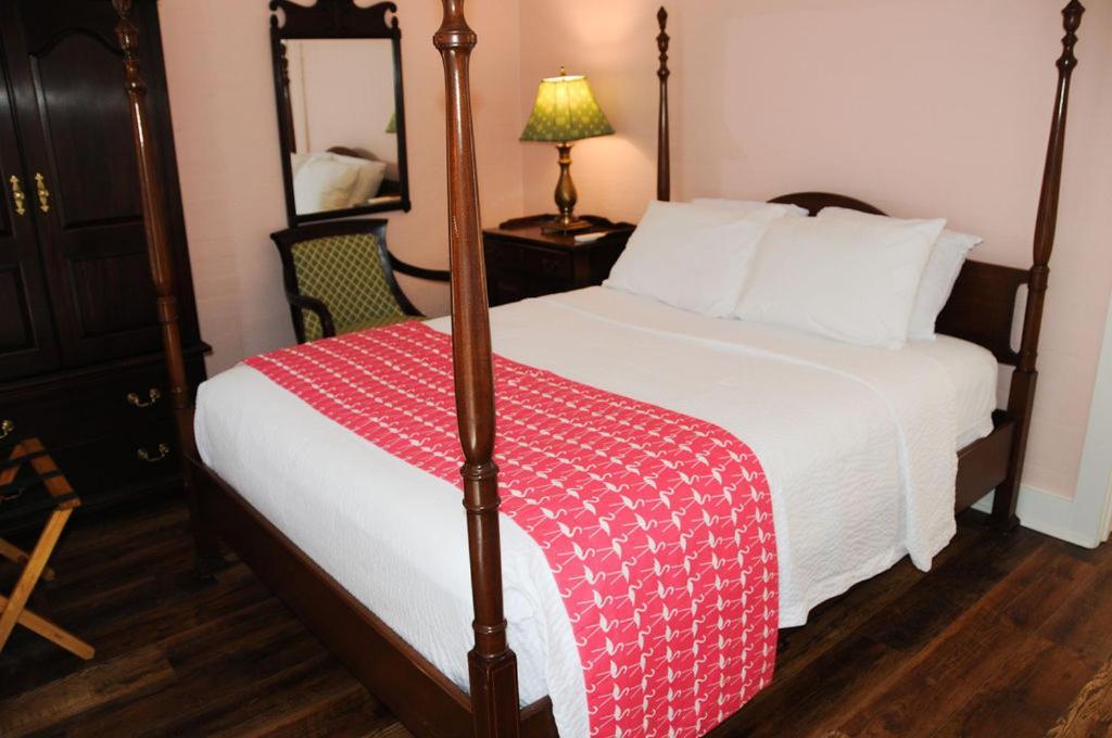 The Porch On Frances Inn - Adults Exclusive Ки-Уэст Номер фото